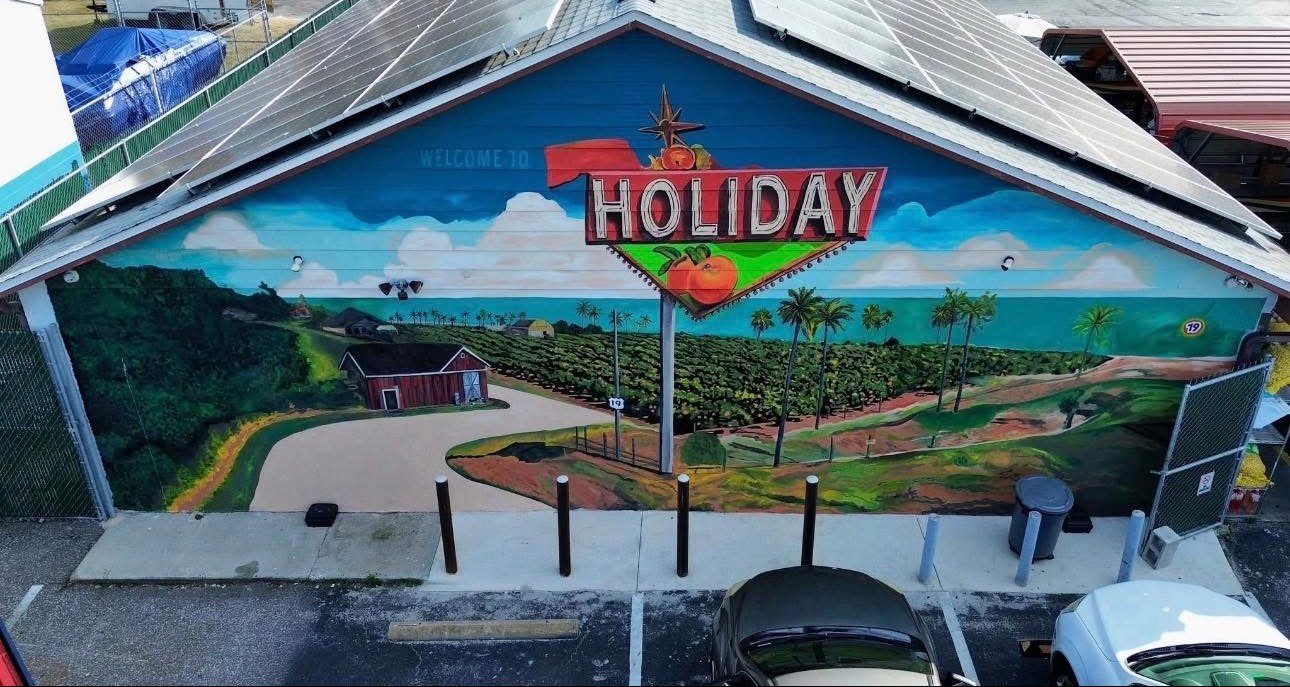 Welcome to Holiday mural